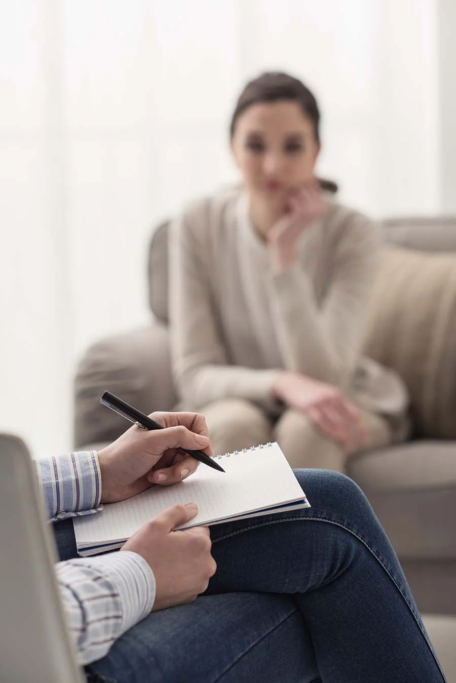 Therapist talking to patient about Painted Grove Recovery